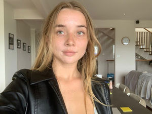 Meet your Posher, Lauren